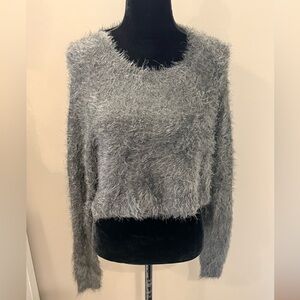 Women’s ABERCROMBIE & FITCH soft fuzzy cropped grey sweater- Size small